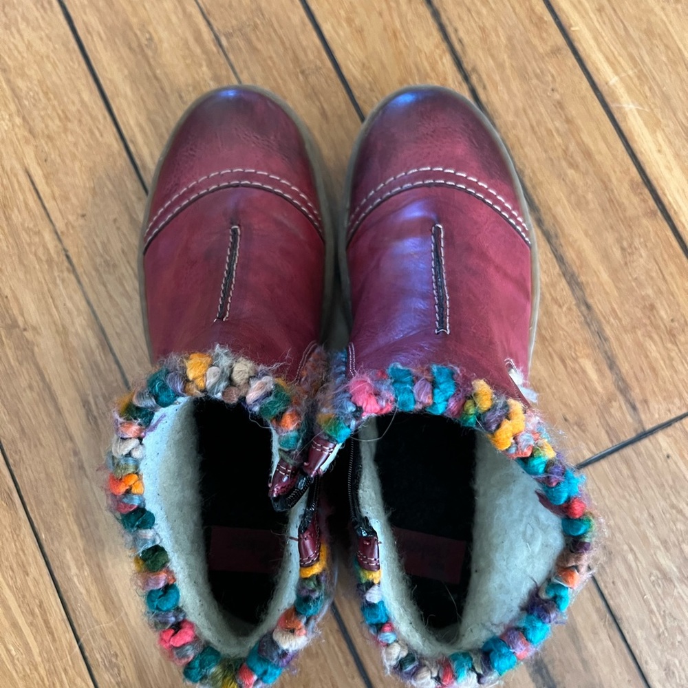 Rieker boots. 8.5